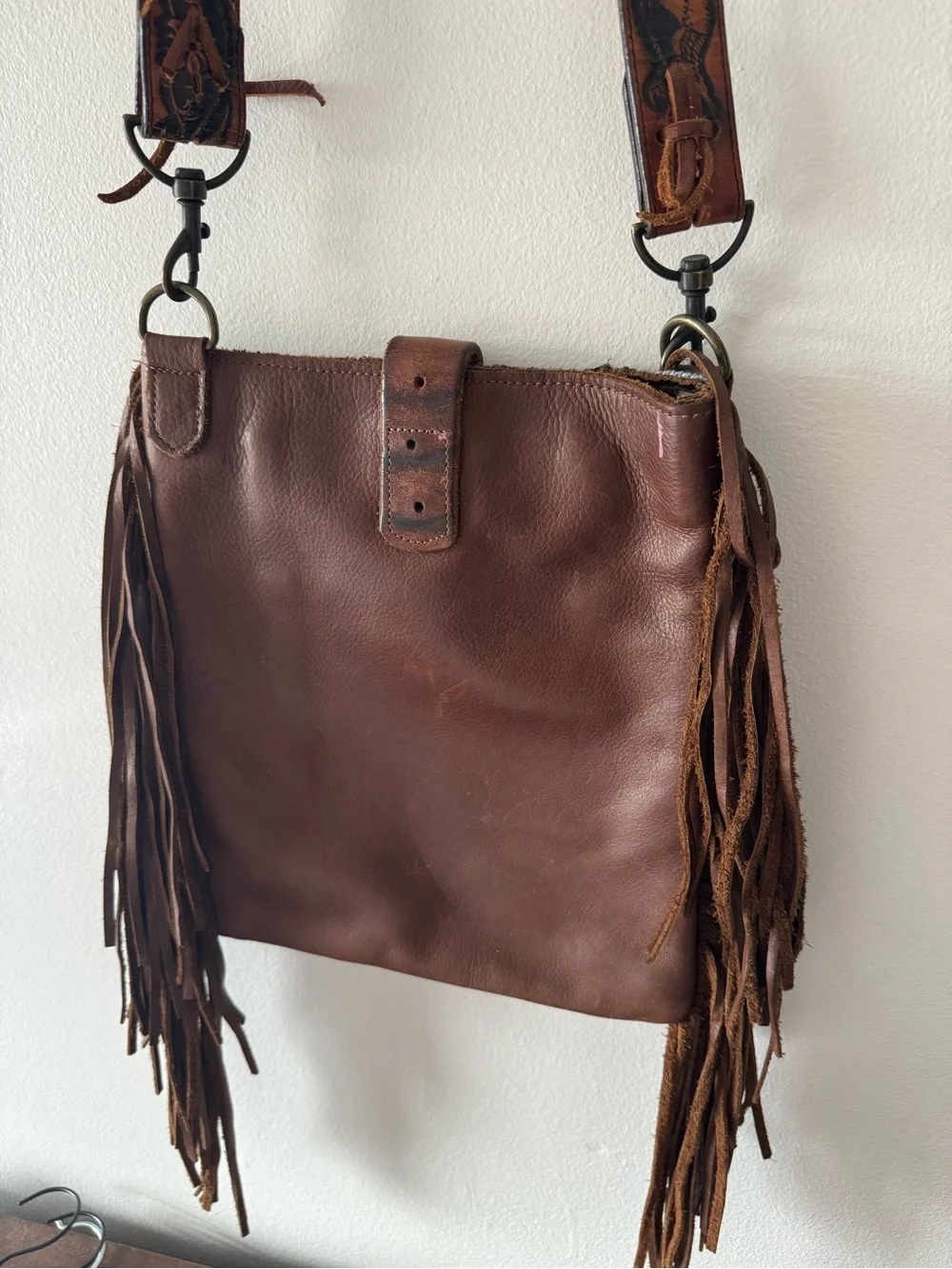 McFadin Boho Fringe Woven Crossbody Bag in Multicolor - Picture 2 of 6
